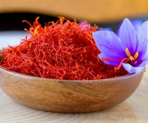 زعفران 10 گرمی سوپر نگین الماس امسالی 4 زعفران 10 گرمی سوپر نگین الماس امسالی