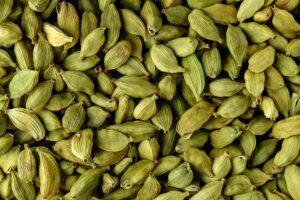 چه عواملی بر قیمت هل هندی در ایران تاثیر میگذارد؟