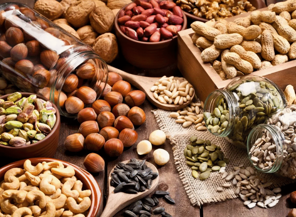 نحوه نگهداری خشکبار، آجیل و ادویه برای حفظ عطر و طعم و سلامت1 4 آجیل