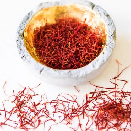 زعفران سرگل 1 مثقال پاکتی آقای زعفران