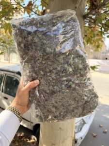 گلنار فارسی 1 کیلویی آقای زعفران